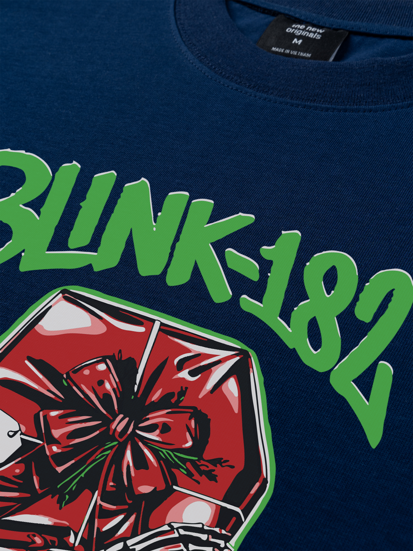 Áo Thun Relaxed Fit Blink 182 Not Another Christmas Song