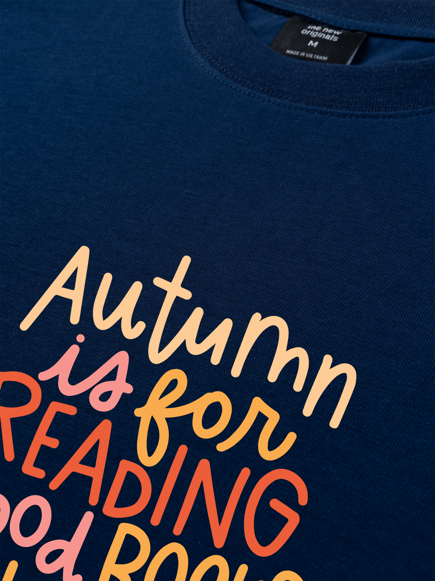 Áo Thun Relaxed Fit Autumn Vibes Autumn is For Reading Good Books
