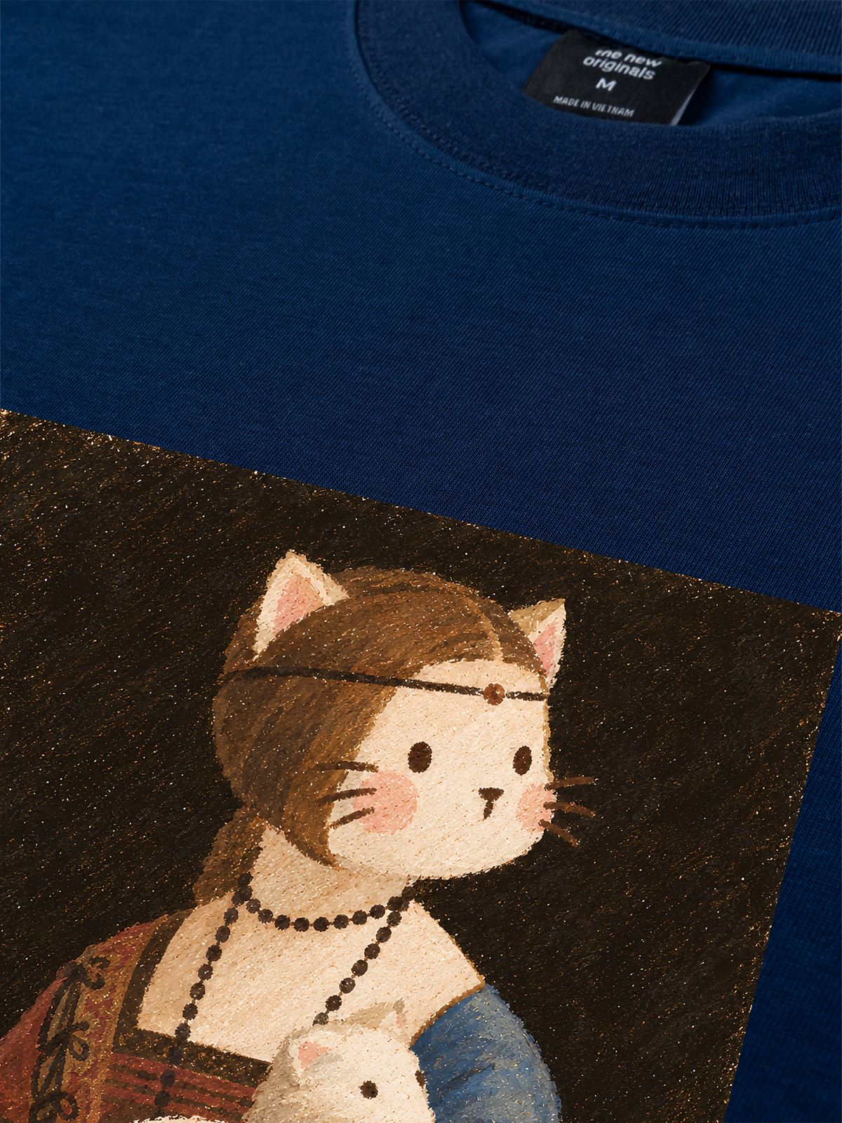 Áo Thun Relaxed Fit Lady Cat with an Ermine