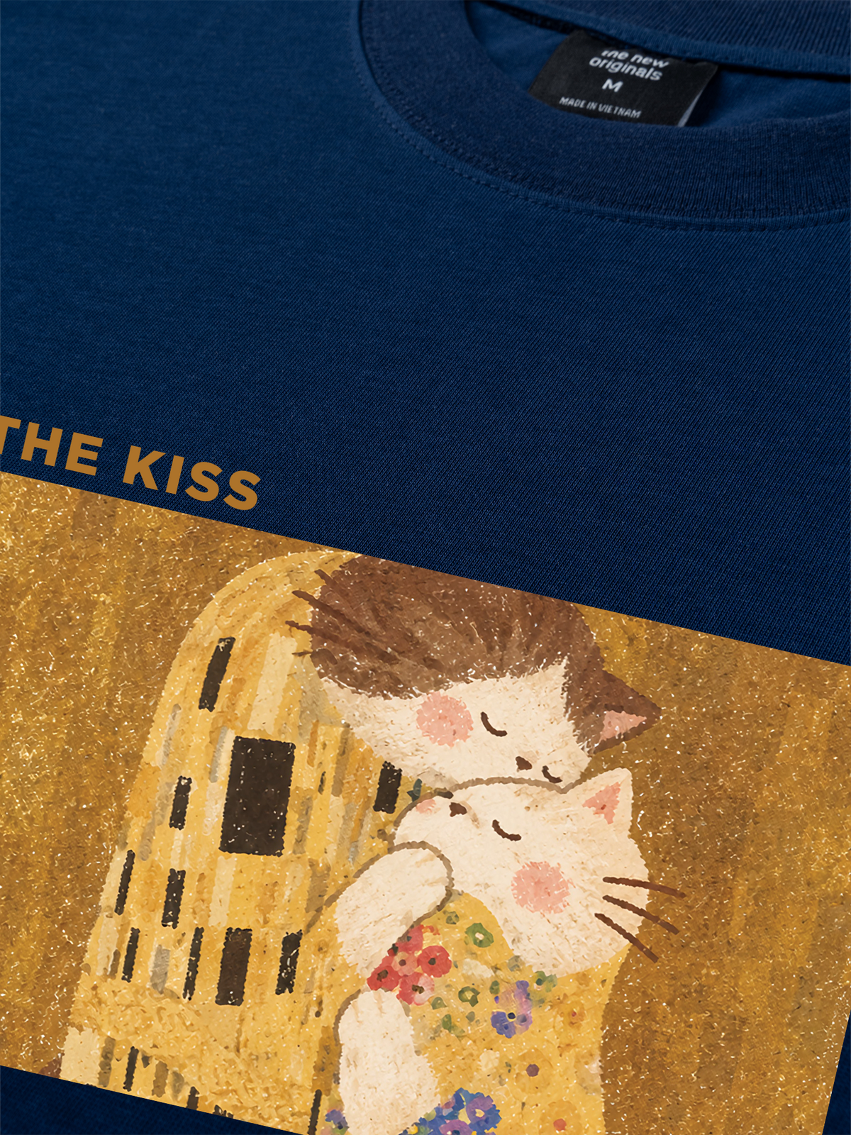 Áo Thun Relaxed Fit The Kiss