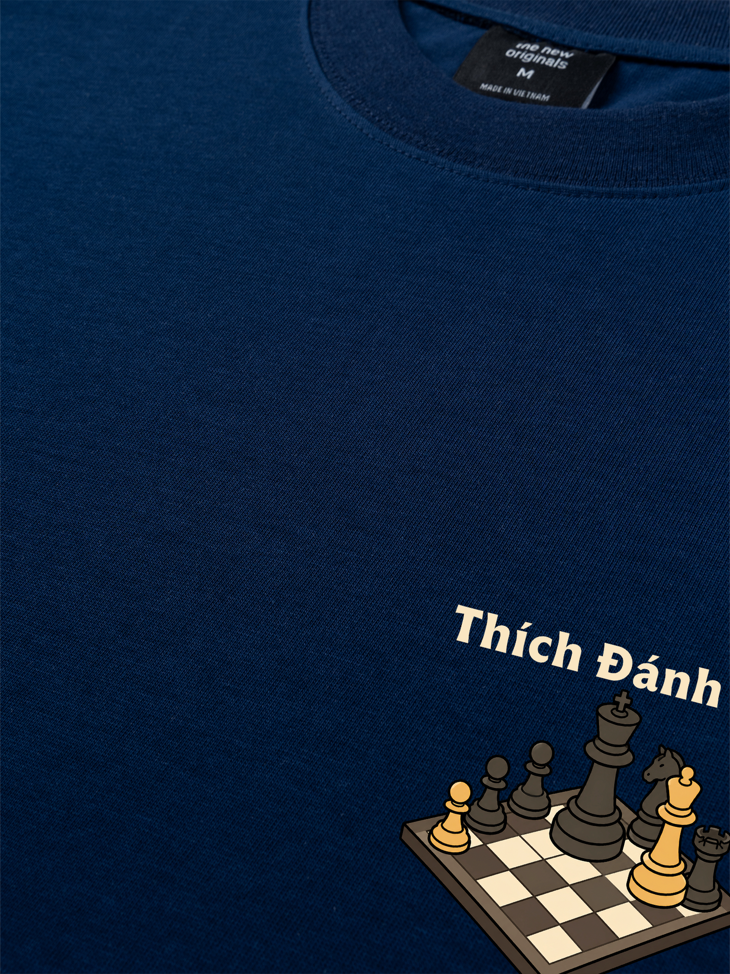 Áo Thun Relaxed Fit Thích Đánh Cờ