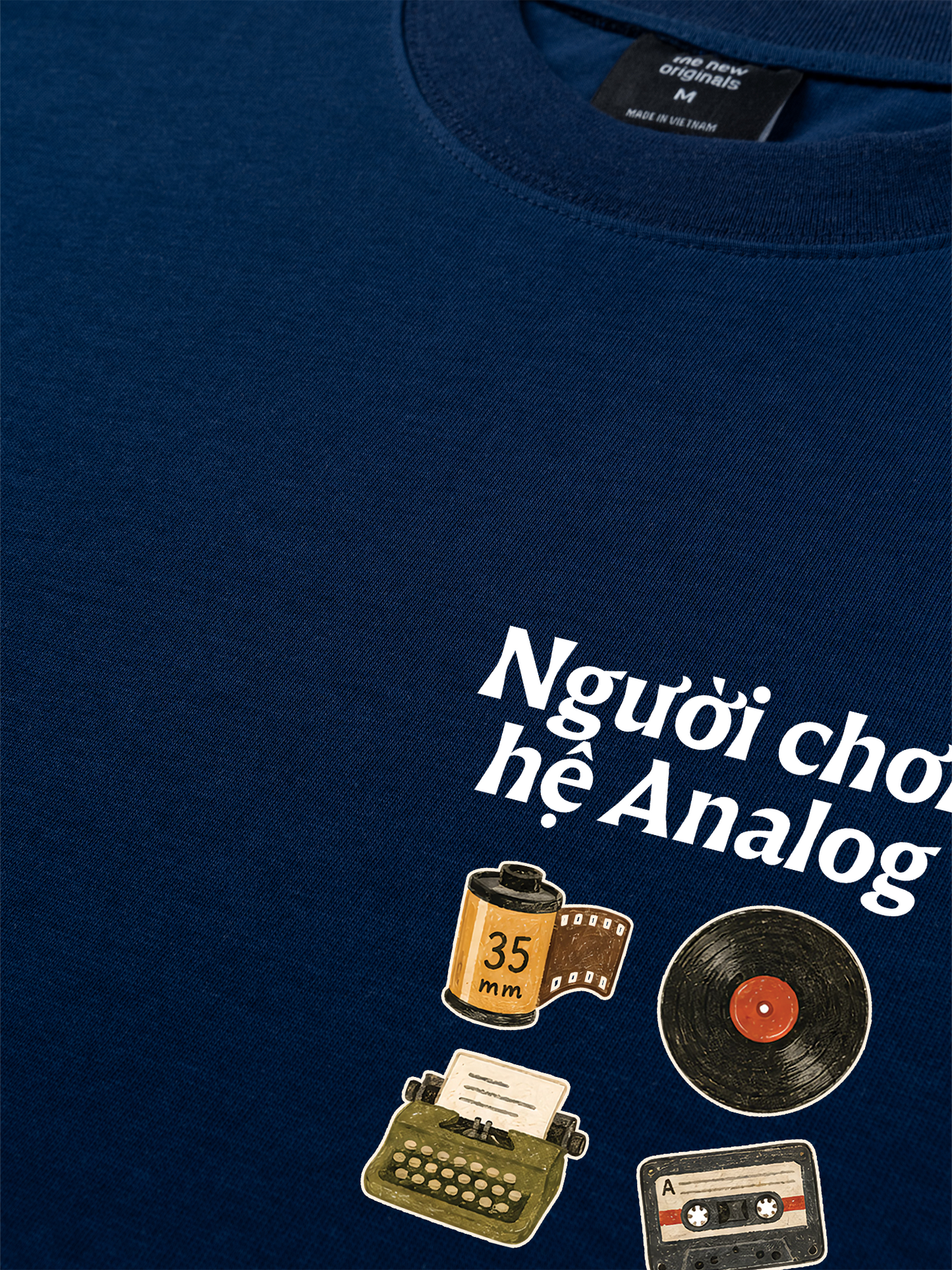 Áo Thun Relaxed Fit Người Chơi Hệ Analog