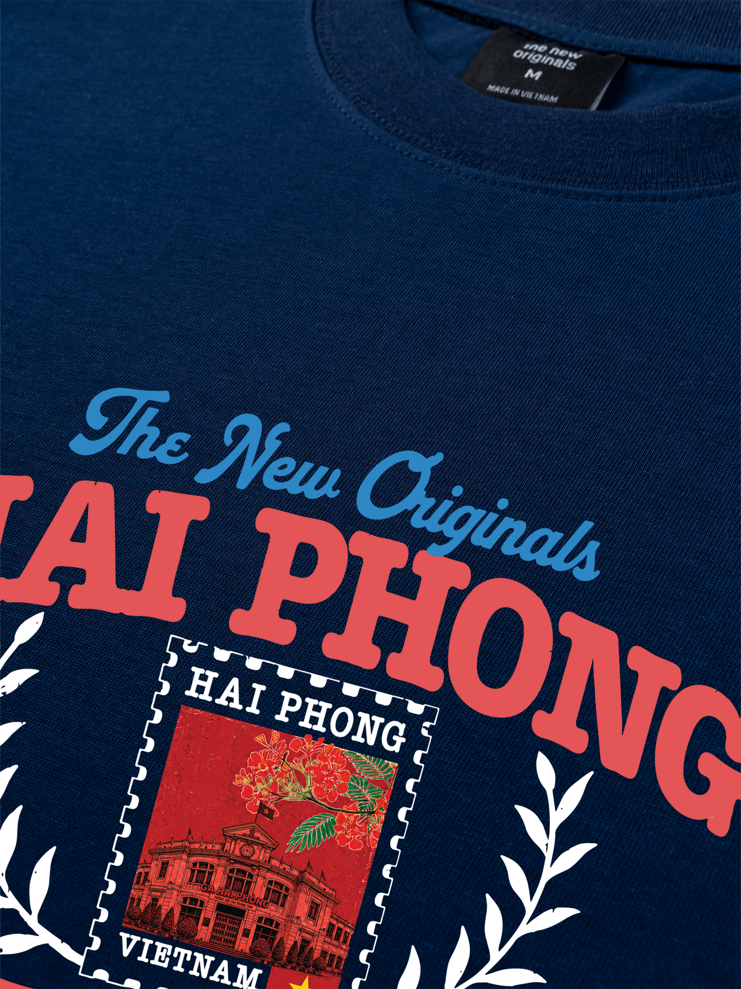 Áo Thun Relaxed Fit Thành Phố Hoa Phượng Đỏ
