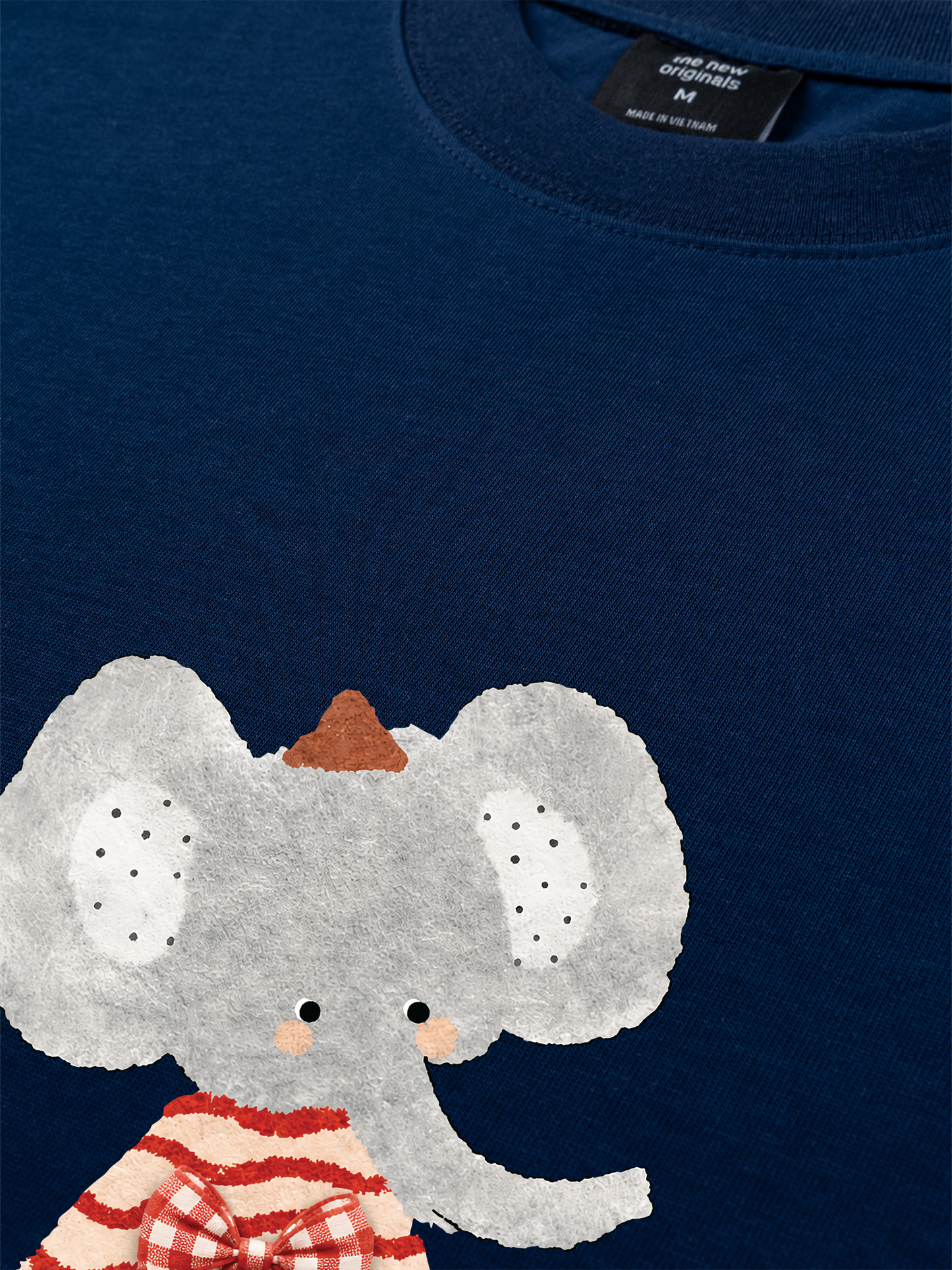 Áo Thun Relaxed Fit The Little Bow Elephant