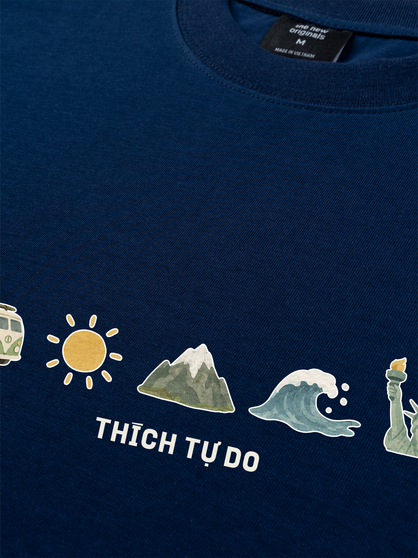 Áo Thun Relaxed Fit Thích Tự Do