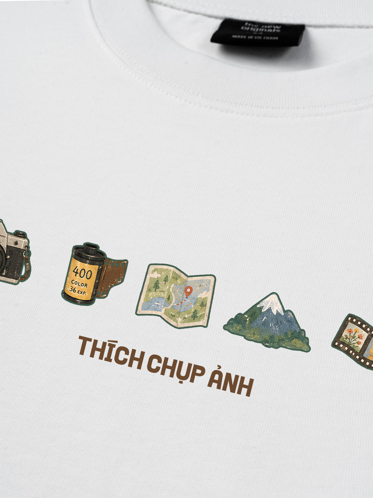 Áo Thun Relaxed Fit Thích Chụp Ảnh