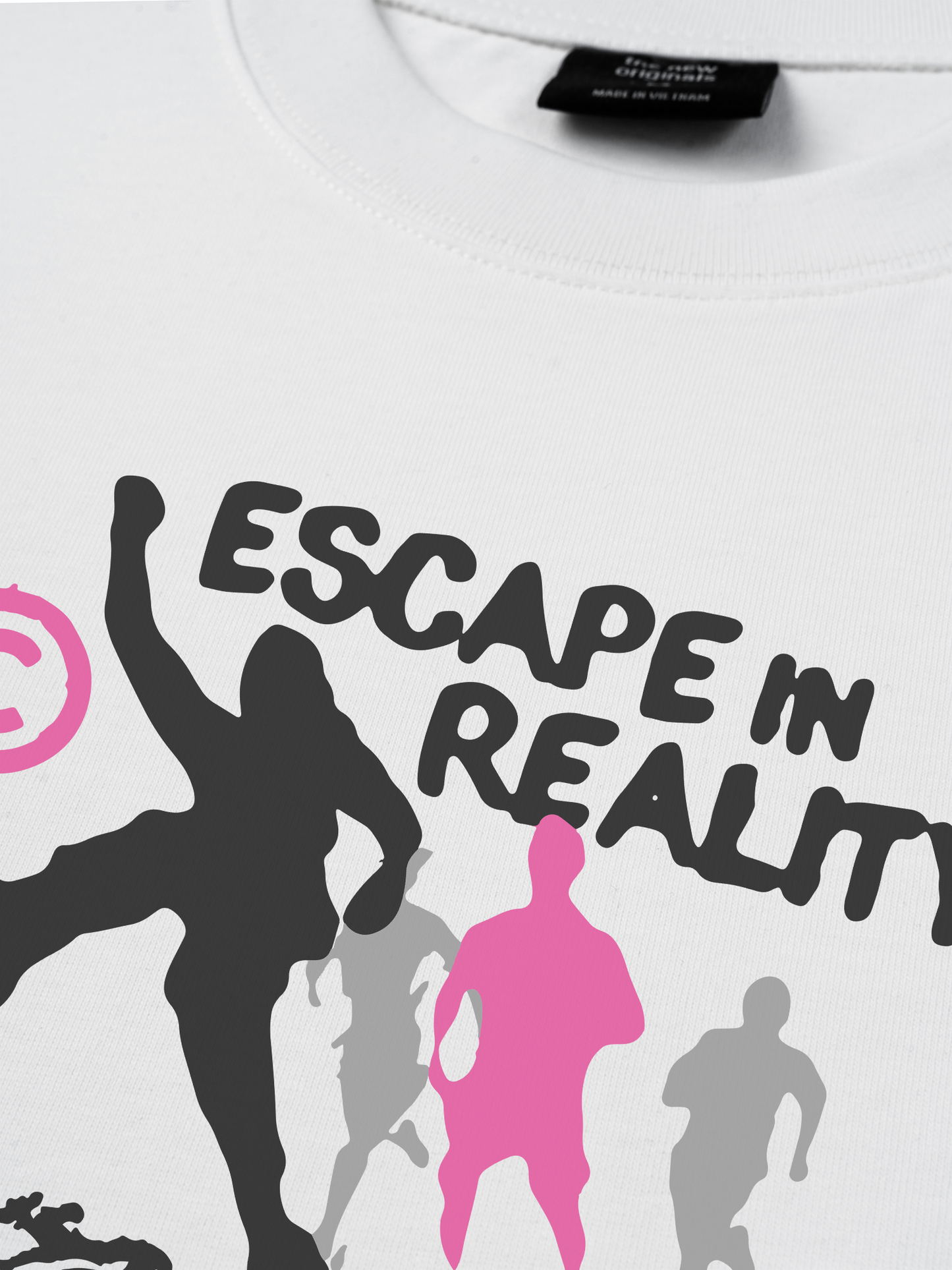 Áo Thun Relaxed Fit Be Bold Escape In Reality