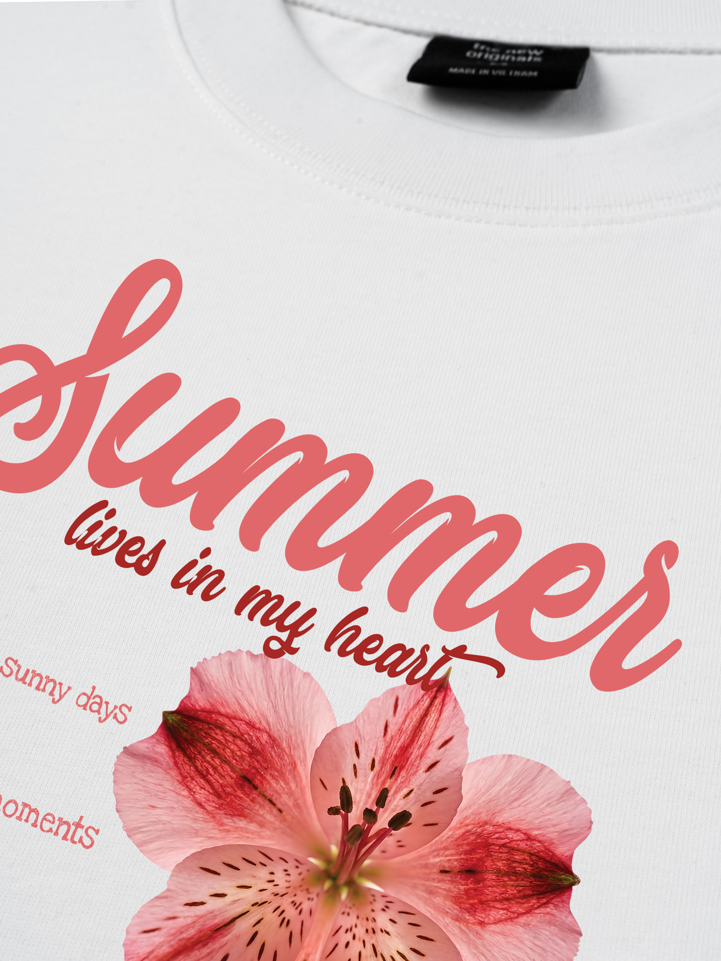 Áo Thun Relaxed Fit Summer Lives In My Heart