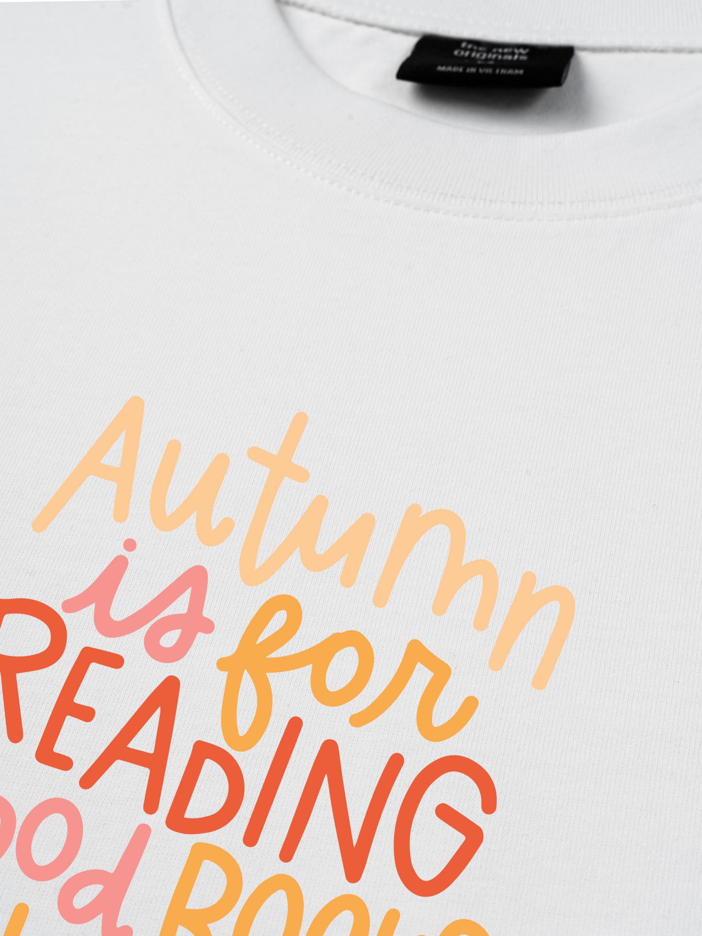 Áo Thun Relaxed Fit Autumn Vibes Autumn is For Reading Good Books