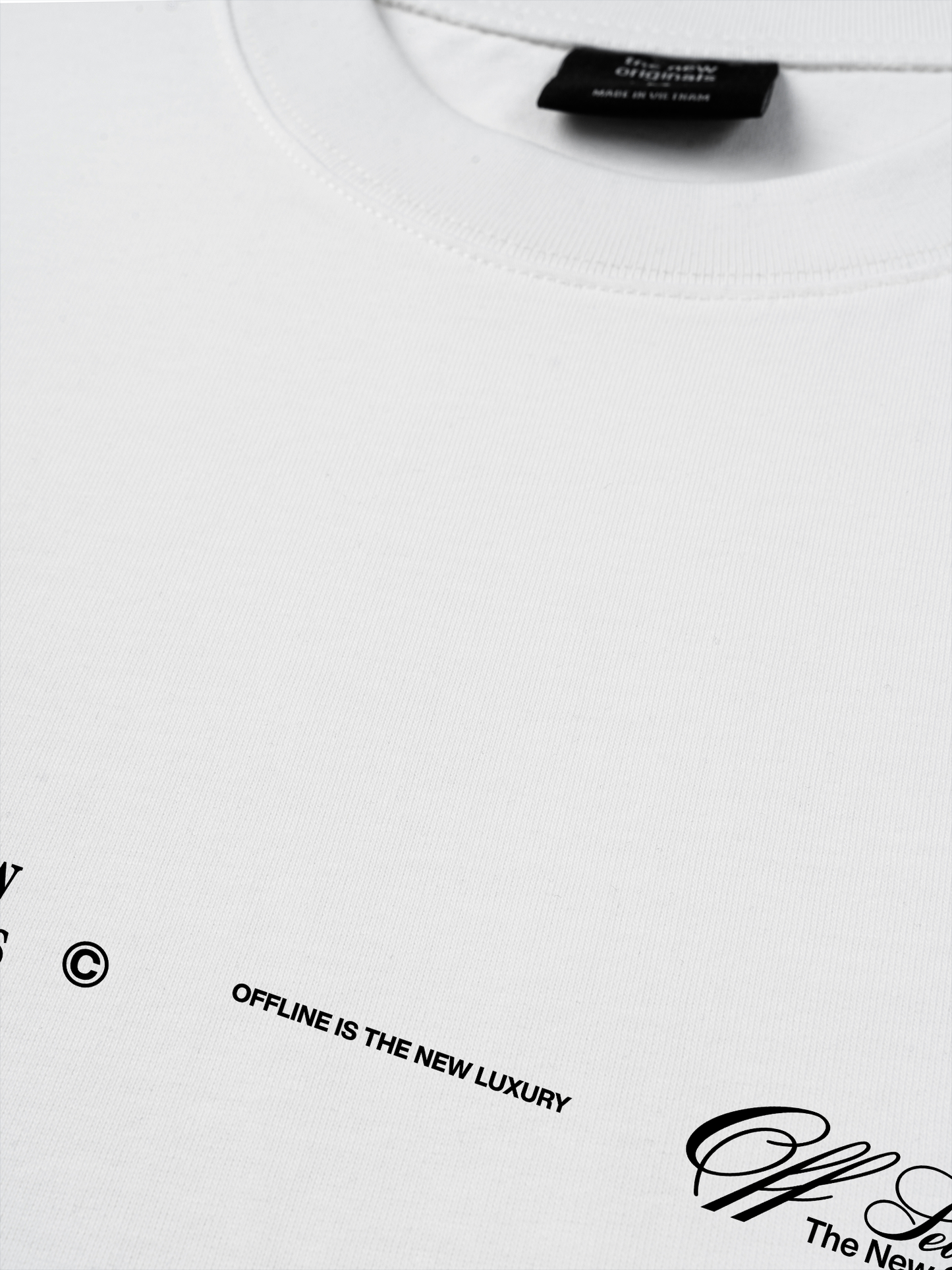 Áo Thun Relaxed Fit Offline Luxury