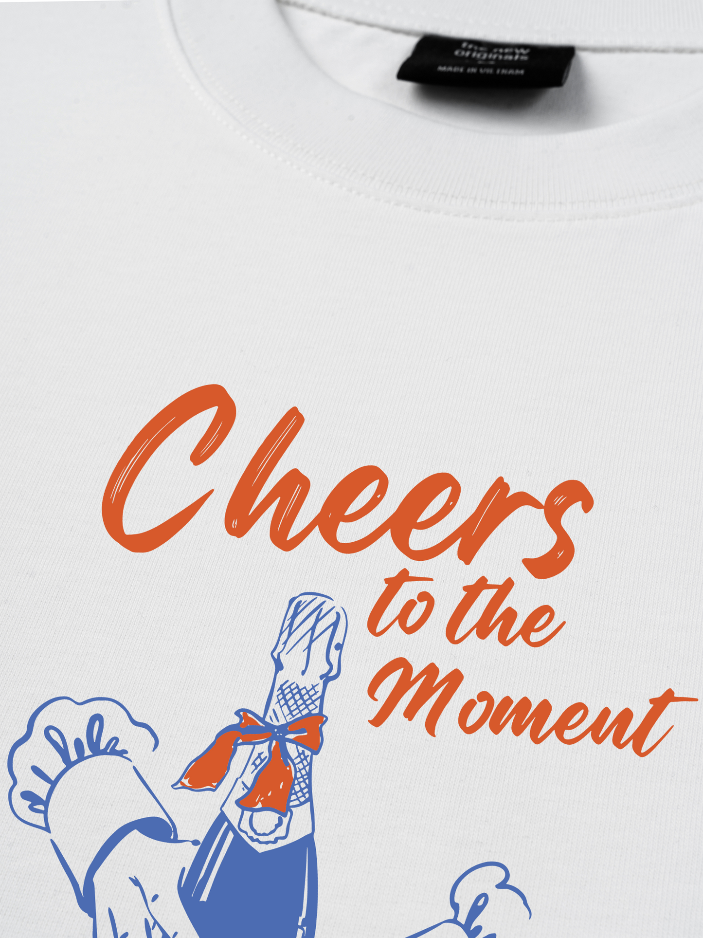 Áo Thun Relaxed Fit Cheer To The Moment
