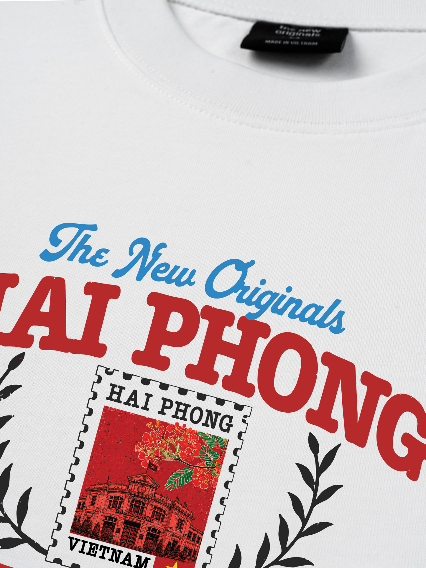 Áo Thun Relaxed Fit Thành Phố Hoa Phượng Đỏ