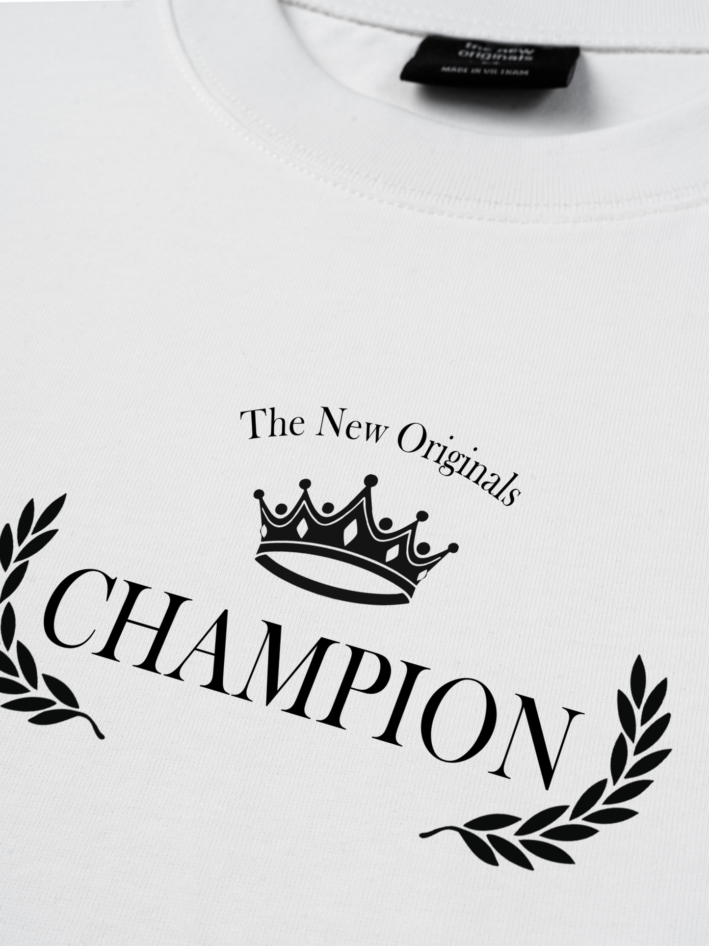 Áo Thun Relaxed Fit Old Money Champion
