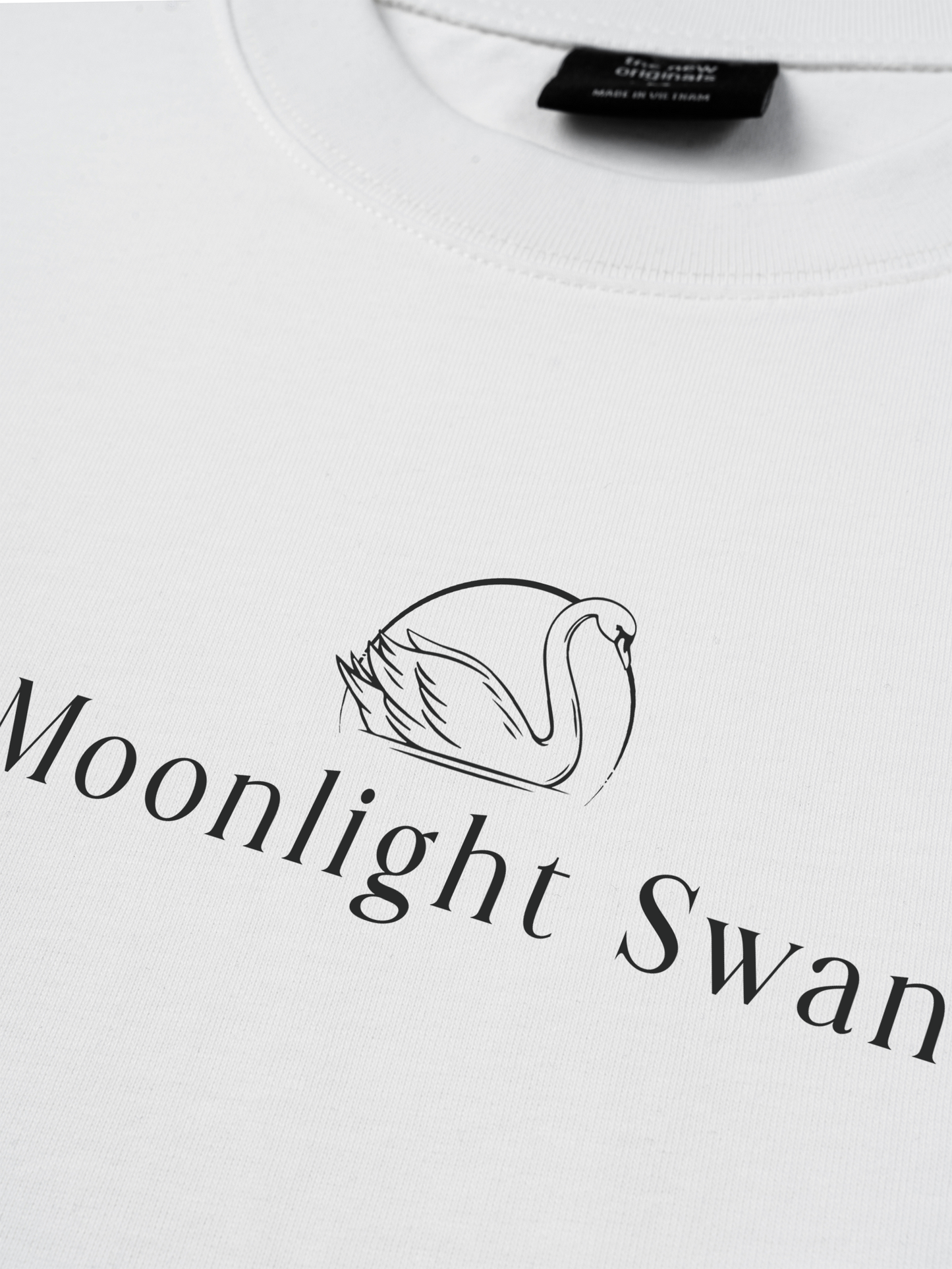Áo Thun Relaxed Fit Old Money Moonlight Swan