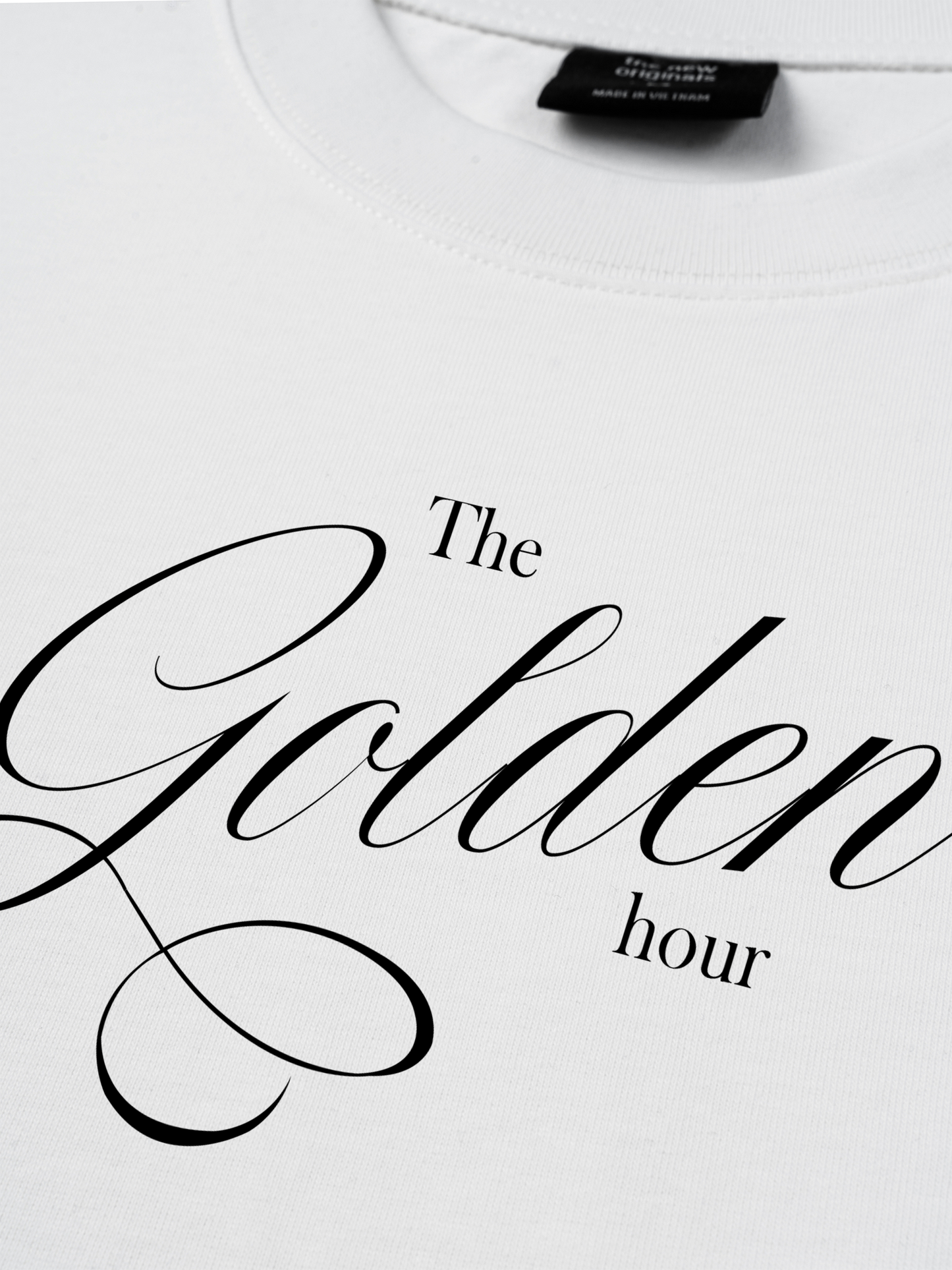 Áo Thun Relaxed Fit Old Money The Golden Hour