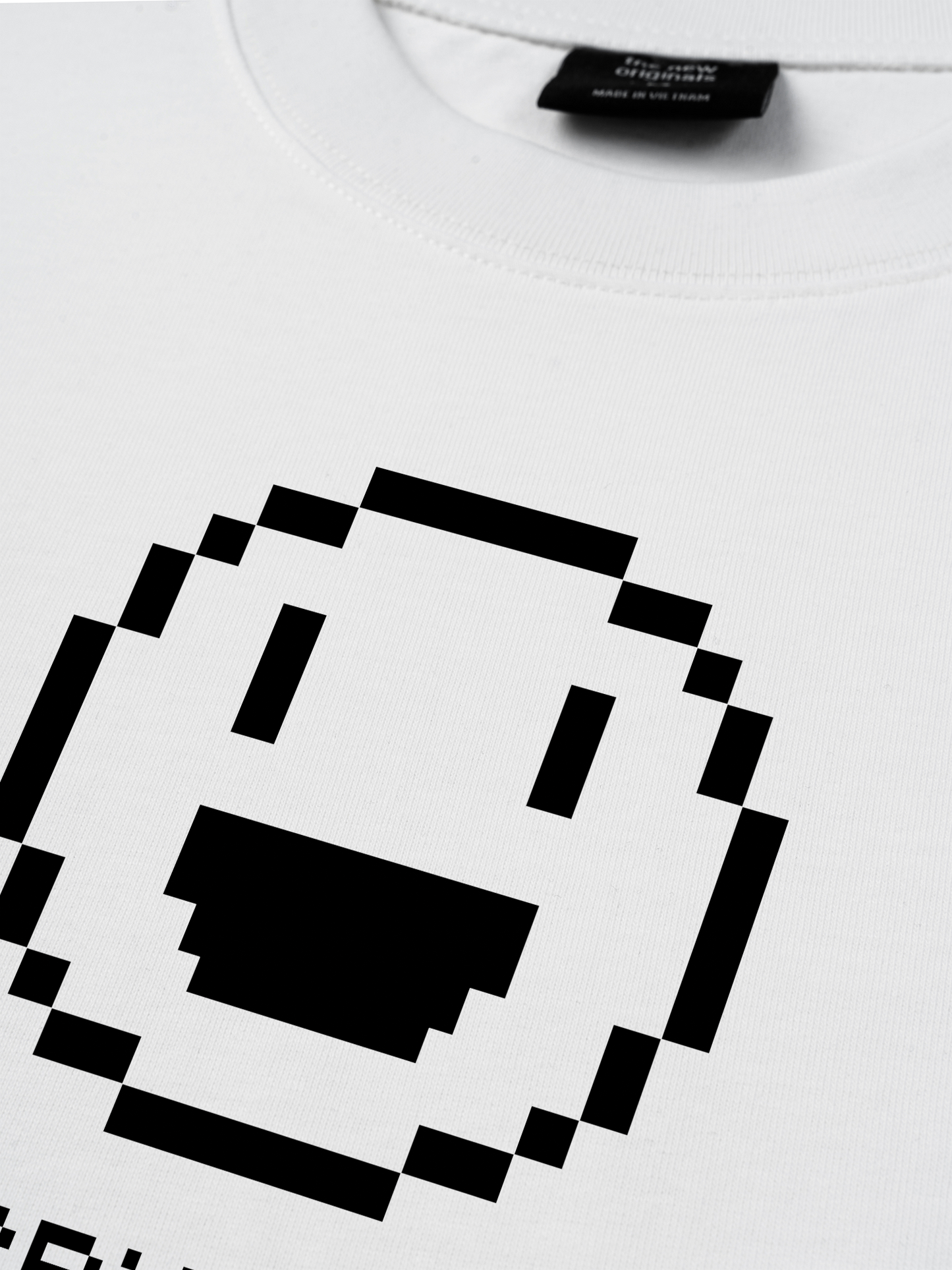 Áo Thun Relaxed Fit Pixel Universe Happy Mood