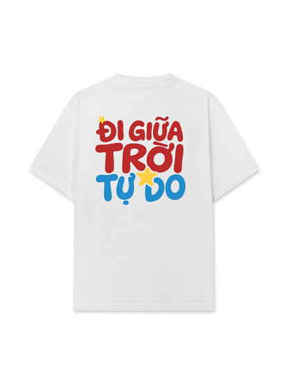 Áo Thun Relaxed Fit Đi Giữa Trời Tự Do
