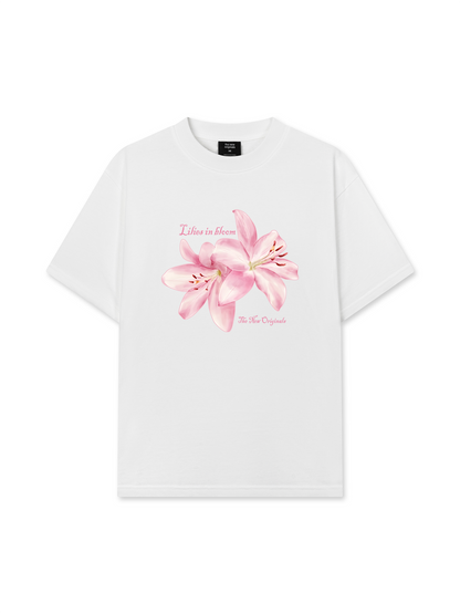 Áo Thun Relaxed Fit Lilies in Bloom