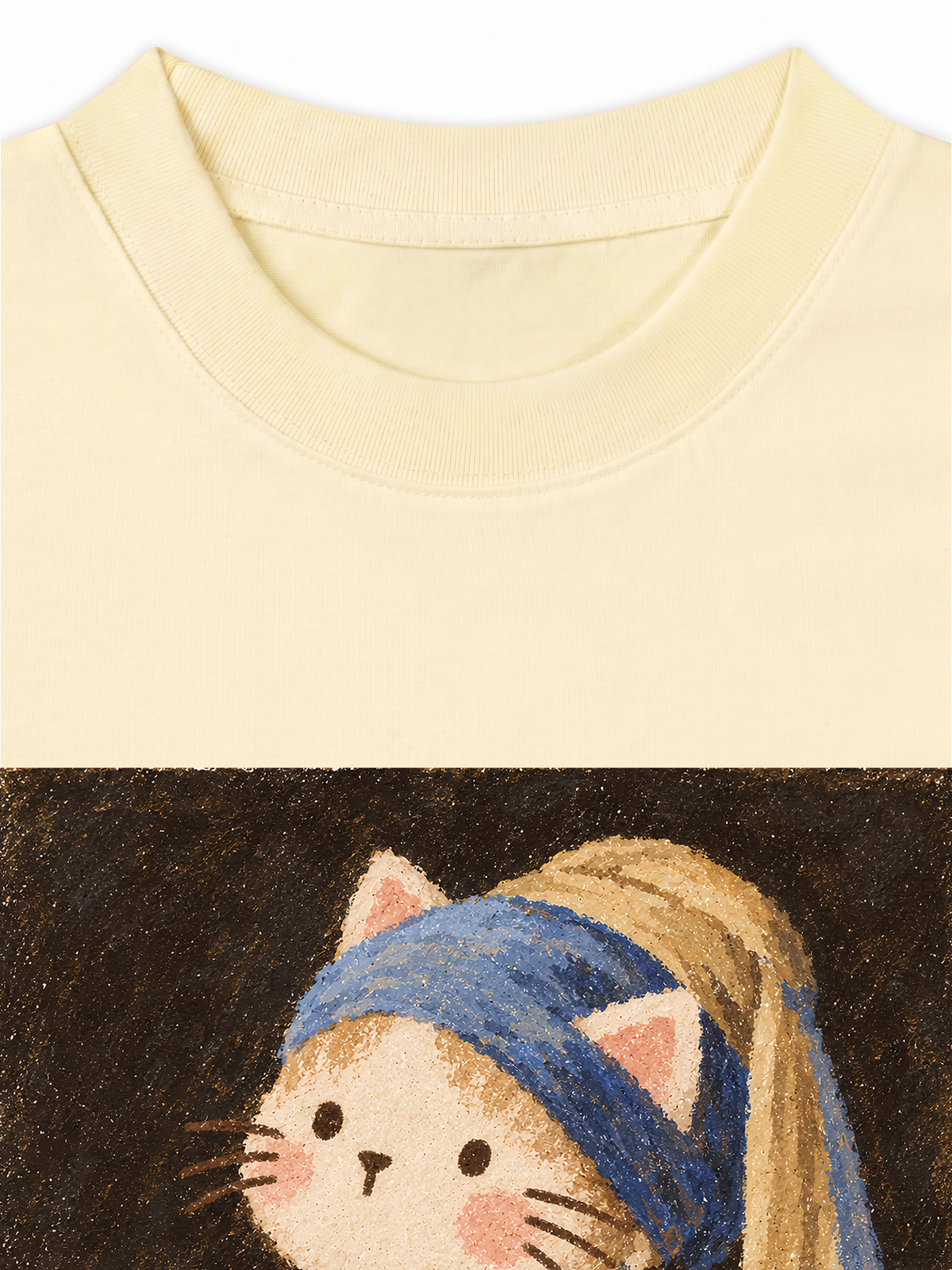 Áo Thun Relaxed Fit Cat with a Pearl Earring