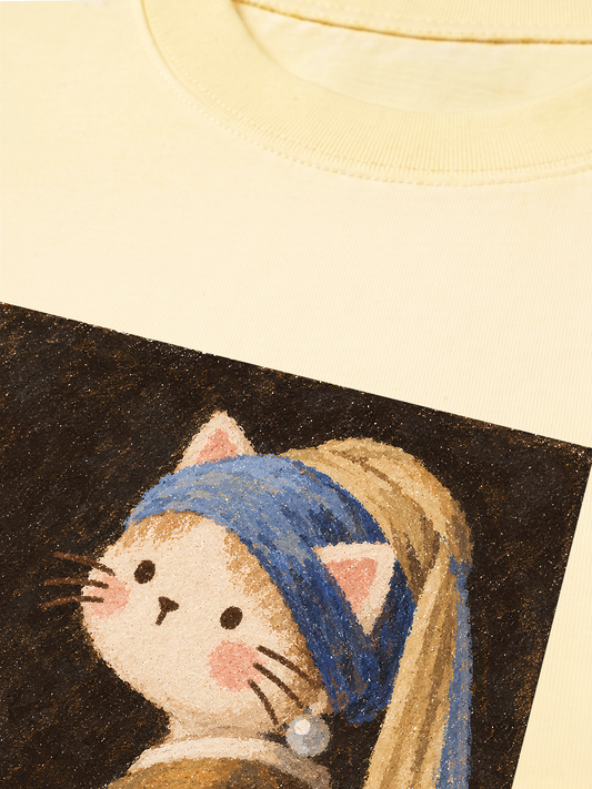 Áo Thun Relaxed Fit Cat with a Pearl Earring