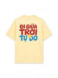 Áo Thun Relaxed Fit Đi Giữa Trời Tự Do