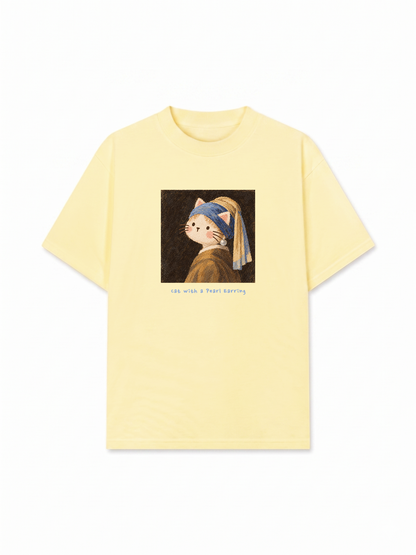 Áo Thun Relaxed Fit Cat with a Pearl Earring